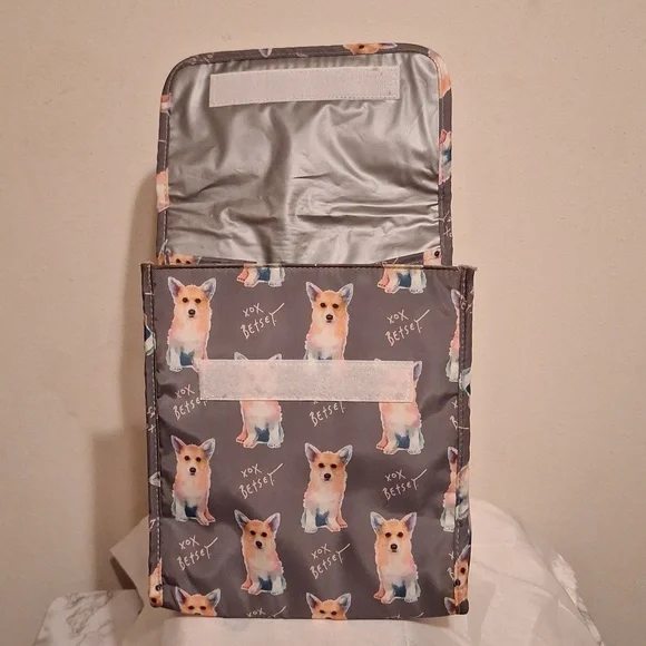 Betsey Johnson Corgi Insulated Travel Lunchbag - Picture 4 of 8